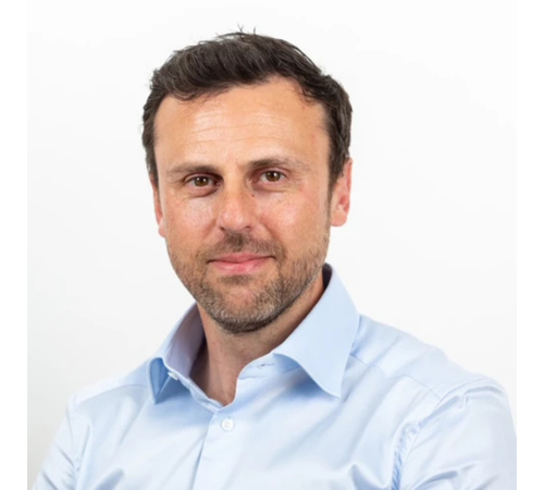 Dr Will Sarakbi - Best Plastic Surgeons